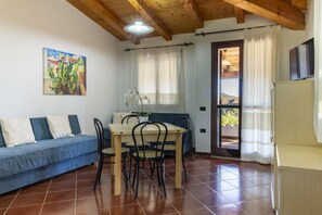 Dining - Residenza Melissa 1P by All4sardinia  (jerzu)