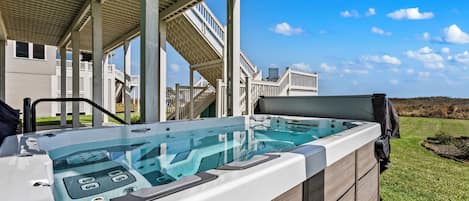 Bain à remous extérieur