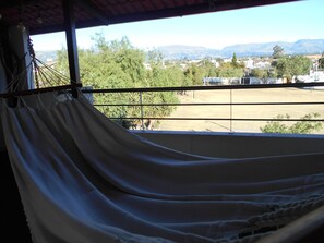Property grounds - Cozy 3-bedroom house with WiFi, fitness room in charming Quito - Tumabaco (Quito)