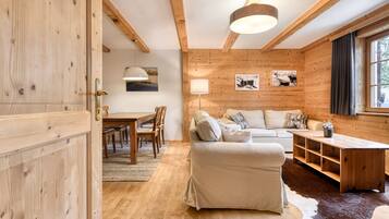 House, Smoking | 2 bedrooms