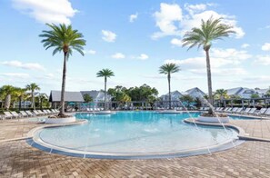 Beheizter Pool