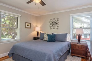 2 bedrooms, desk, iron/ironing board, free WiFi