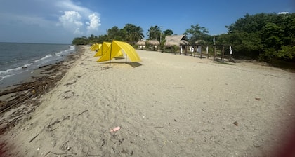 Cabaña Mery frente al mar