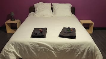 2 chambres, lit parapluie, Wi-Fi, draps fournis