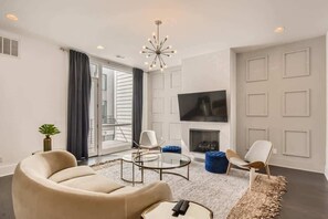 TV, fireplace, offices