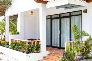 Quarto casal luxo, vista para o mar | Terraço/pátio