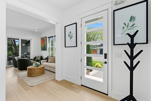 Interior - Lilly's Pad - Luxury Vacation Rental Near the Beach with Secluded Pool Area & Gulf Views (Santa Rosa Beach)