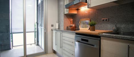 Fridge, microwave, oven, dishwasher