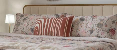 4 bedrooms, iron/ironing board, travel crib, free WiFi