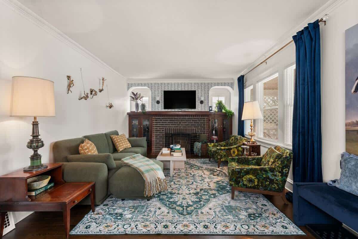 TV connectée, jeux vidéo, espaces bureaux