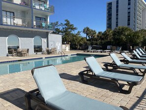 Sisäuima-allas, lämmitetty uima-allas