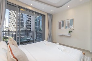 2 bedrooms, iron/ironing board, travel cot, WiFi