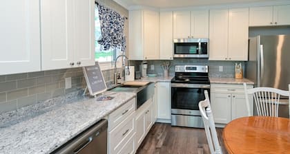 The Lincoln B | Downtown Dreamin