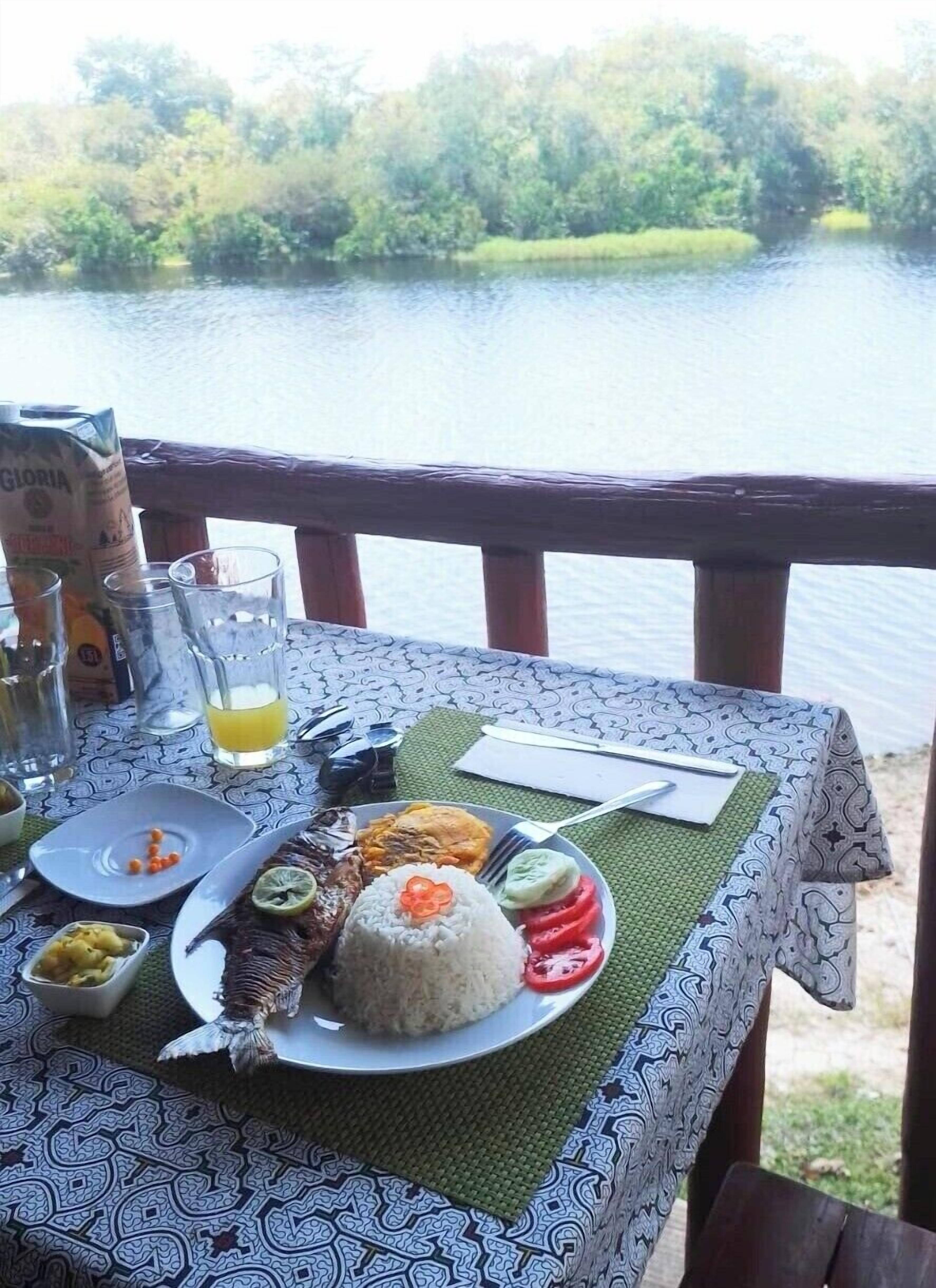 Tägliches inbegriffenes kontinentales Frühstück
