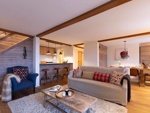 TV - Christina 9 by Interhome (Villars)