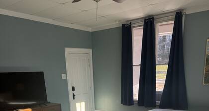 Unit 18 Double queen fast wifi Smart TV