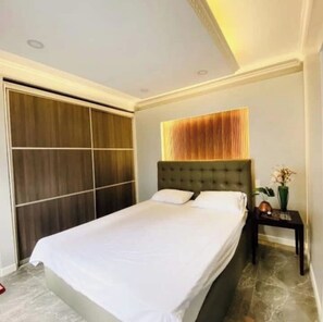 4 bedrooms, WiFi