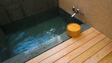モッコの間 内湯付和洋室 (温泉) 禁煙 | バスルーム | スリッパ、ビデ、タオル、トイレットペーパー