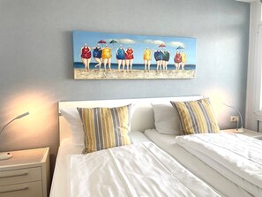 Unclassified image, 3 of 26, button