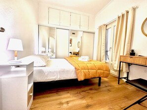 2 chambres, fer et planche à repasser, Wi-Fi gratuit, draps fournis