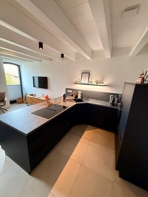 Immagine non classificata, 2 di 61, pulsante