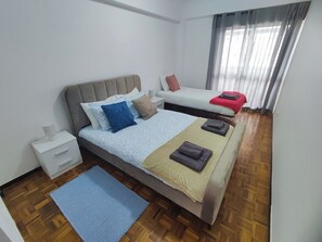 2 habitaciones, tabla de planchar con plancha y wifi gratis