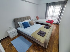 2 bedrooms, iron/ironing board, free WiFi, bed sheets