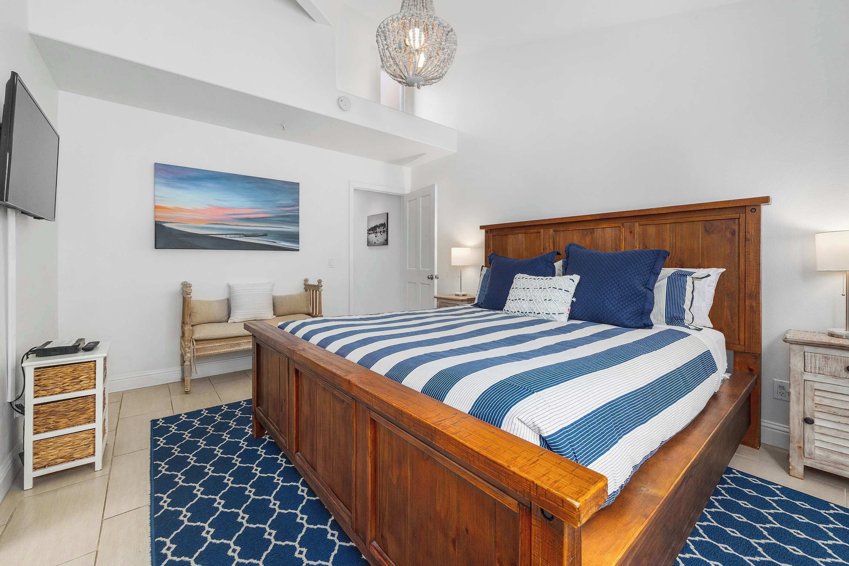 3 slaapkamers, een strijkplank/strijkijzer, wifi, beddengoed