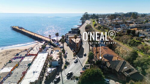 Capitola Village Condo - 1 min walk to beach