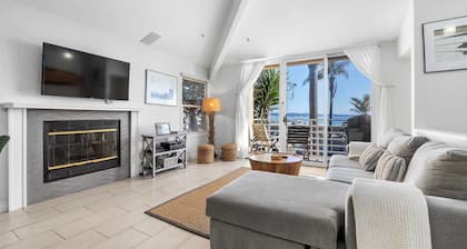 Capitola Village Condo - 1 min walk to beach