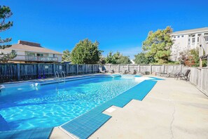Pool - Sojourn Ocean Dreams Sleeps 18+ (Virginia Beach)