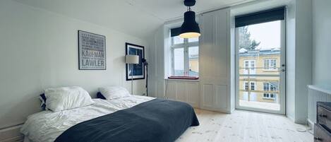 3 عدّة غرف نوم ومكواة/لوح كي وسرير سفر وواي فاي مجانًا