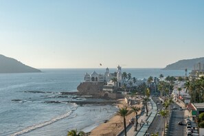 Beach - Estilo en el Corazón del Malecón de Mazatlán (Mazatlán)