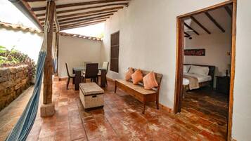 Superior Room | 1 bedroom, hypo-allergenic bedding, desk, free WiFi