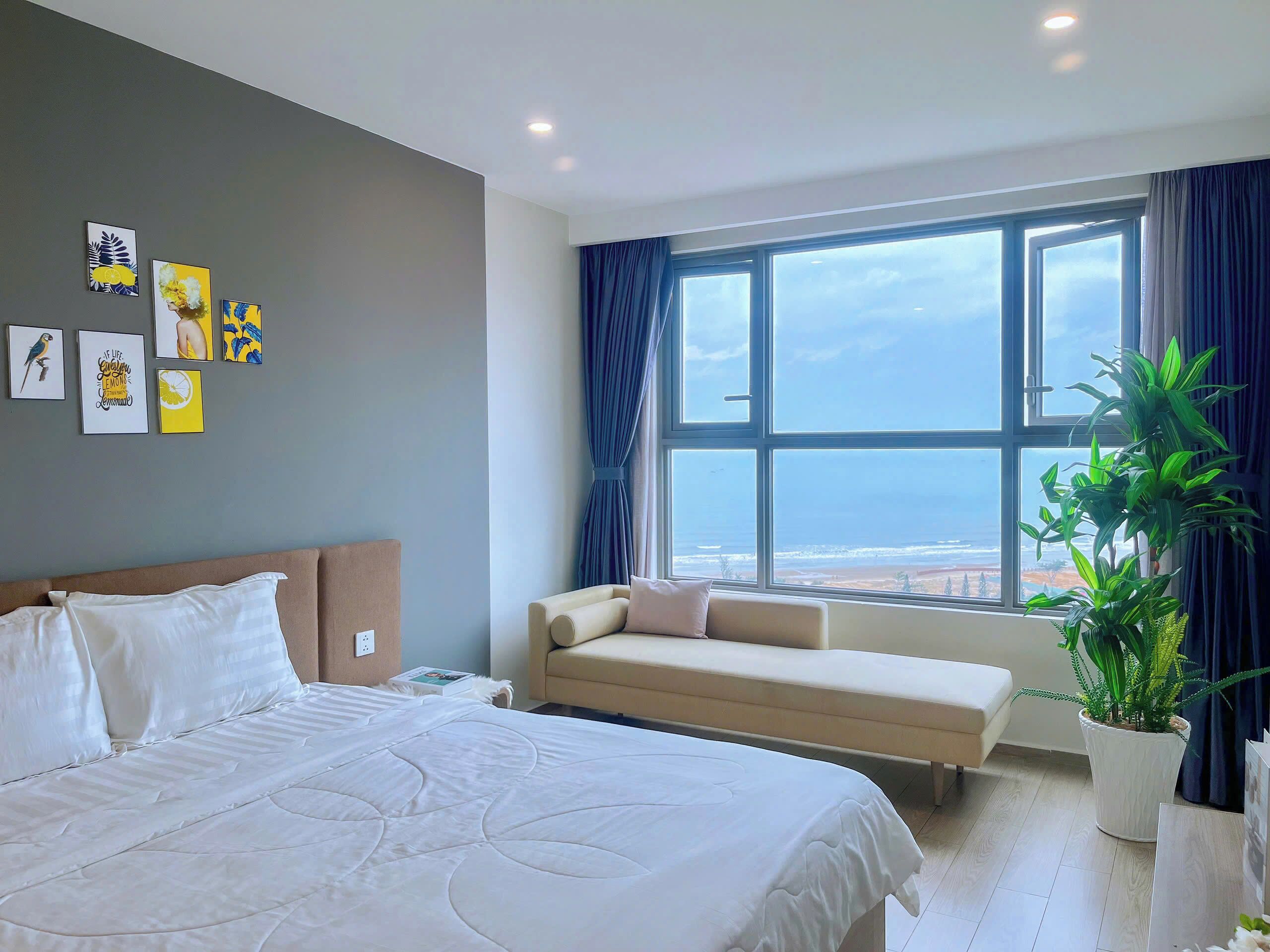 Deluxe Apartment, Balcony, Beach View | Desk, laptop workspace, free WiFi