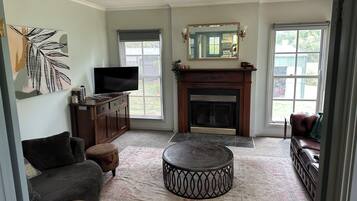 智能電視、壁爐