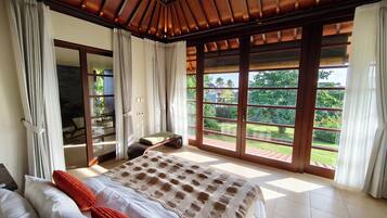 Villa, 2 Bedrooms, Garden View | 2 bedrooms, desk, laptop workspace, free WiFi
