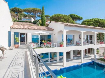 Extérieur maison de vacances [été]