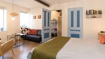 1 Schlafzimmer, Reisekinderbett, WLAN, BettwÀsche