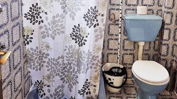 Studio (Studio Apartment with Terrace with Se) | Badezimmer