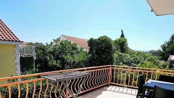 Apartamento (Studio Apartment with Terrace (1)) | Terraço/pátio
