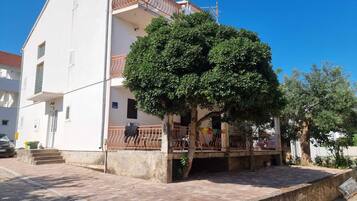 Apartment (Studio Apartment with Terrace (1)) | View from property