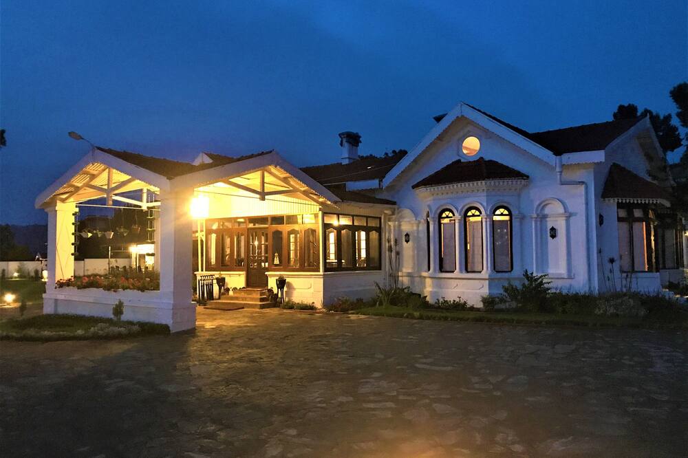 Rock Ooty Heritage Villa