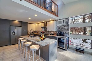 Fridge, microwave, oven, stovetop - Waterfall Views! Hot Tub, Game Room, Dog Friendly (Bushkill)