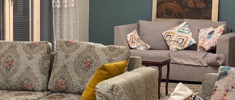 TV