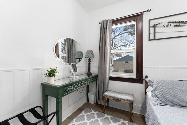 2 Schlafzimmer, Bügeleisen/Bügelbrett, WLAN, Bettwäsche