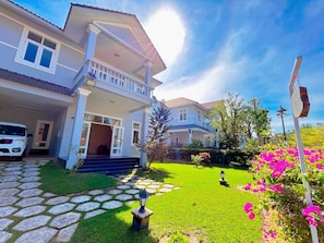 Deluxe Villa, 4 Bedrooms, Balcony, Garden View | Balcony view