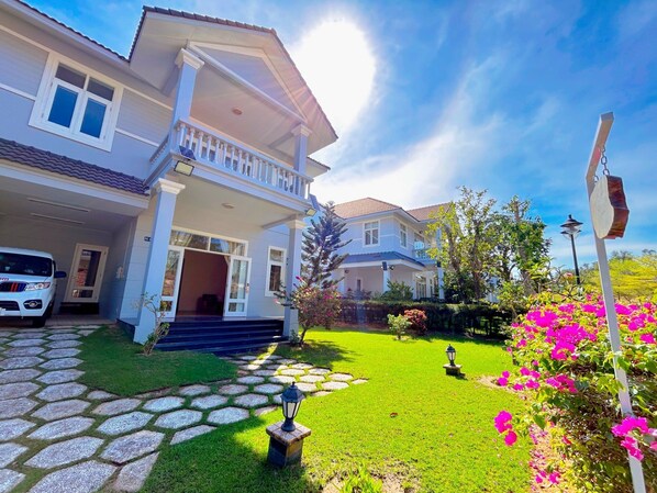 Balcony view - Deluxe Soan Villa - Sealinks Mui Ne (Phan Thiet)
