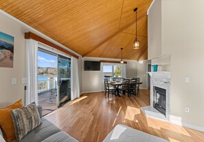 تلفزيون ذكي