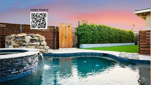 Dreamy Luxe Pool Retreat - 3BR in Urban Campbell